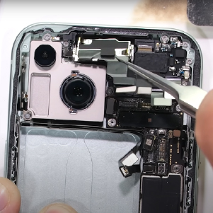 iPhone 15 Repair